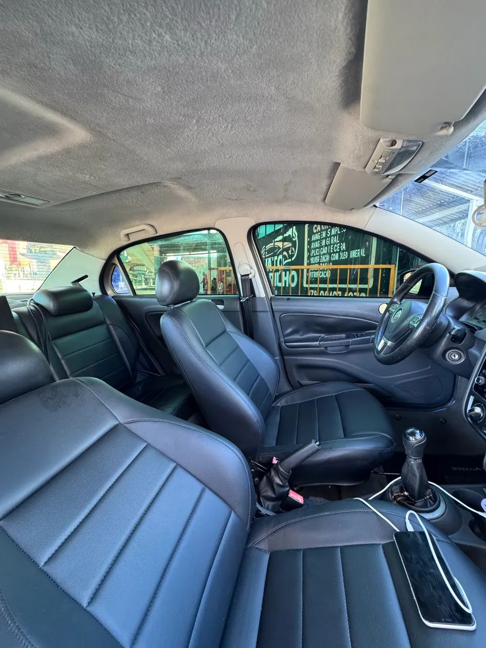 Volkswagen Voyage 2014