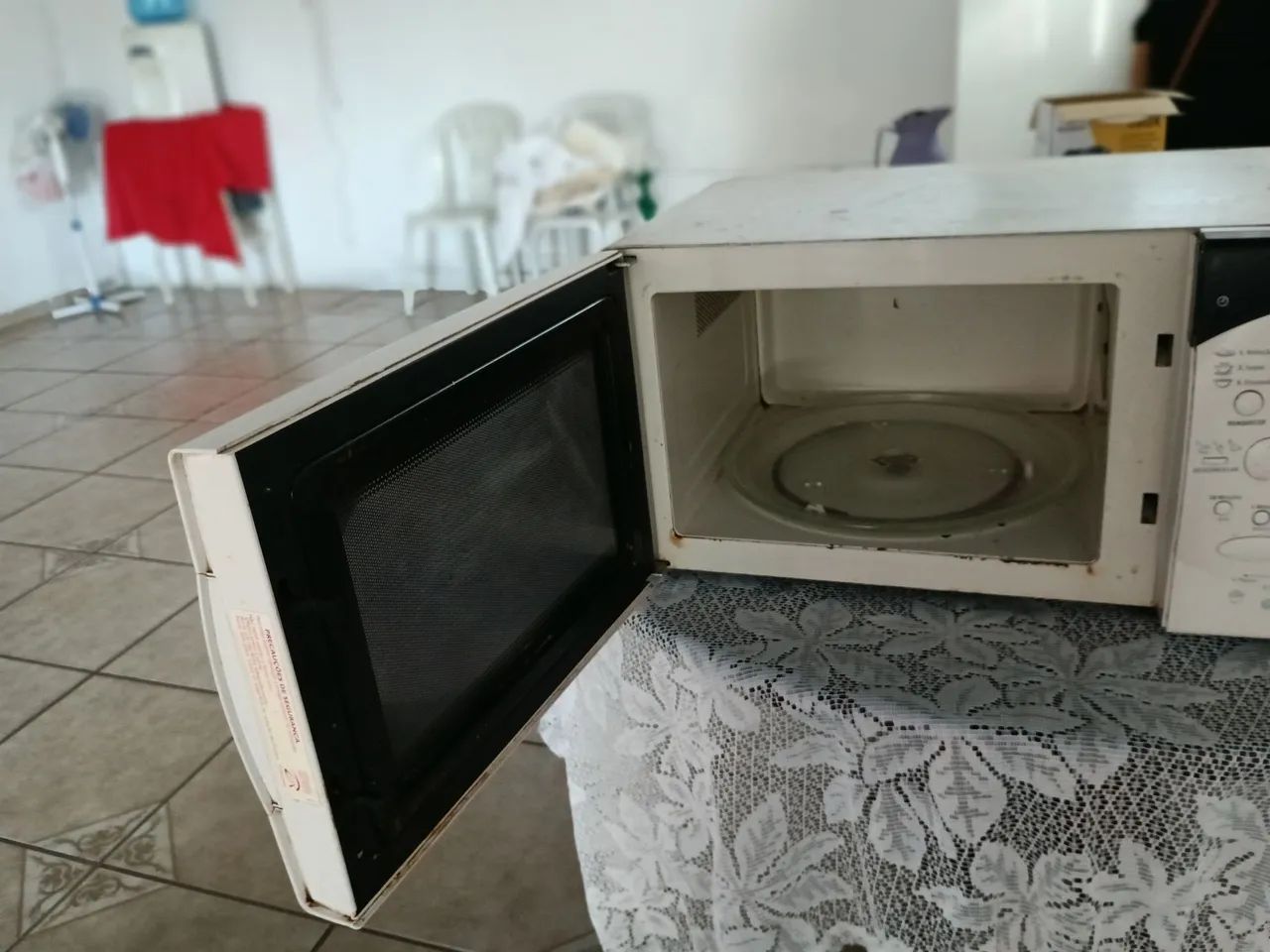 VENDO UM MICROONDAS USADO  - Foto 4