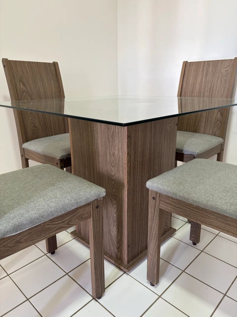 Mesa de jantar com 4 cadeiras  - Foto 4