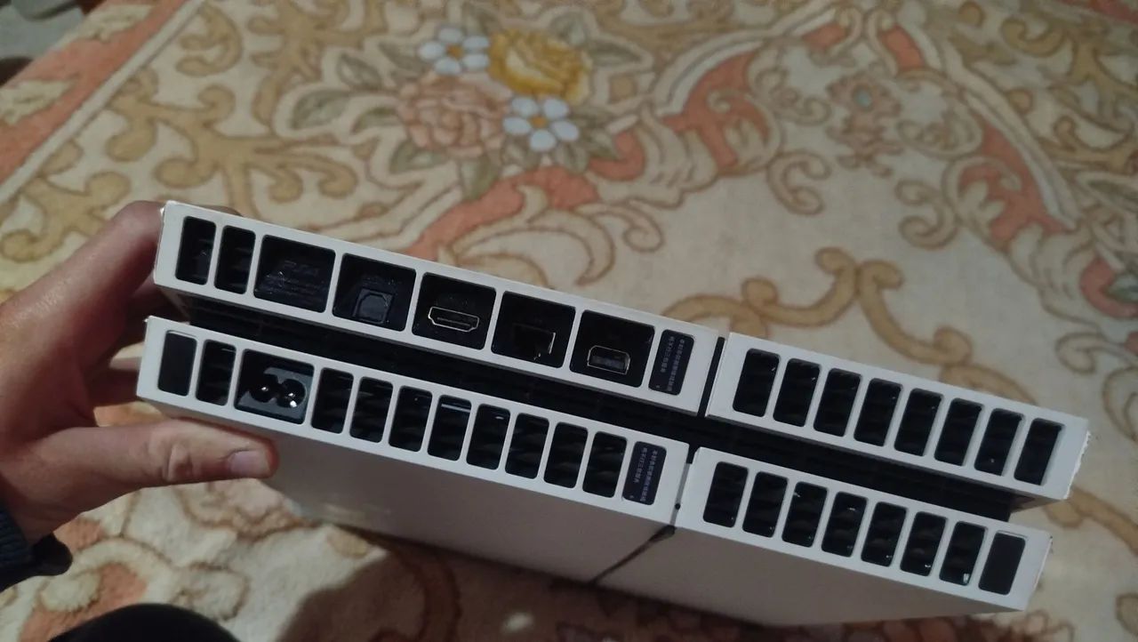 PS4 EDIÇÃO ESPECIAL - Foto 2