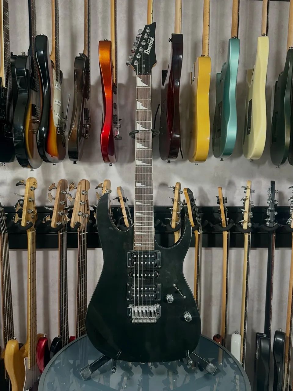 Guitarra ibanez GIO com tarraxas Guyker  - Foto 2