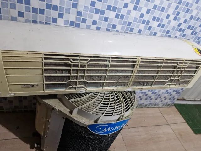 Ar condicionado Midea 18.000 Btus Usado