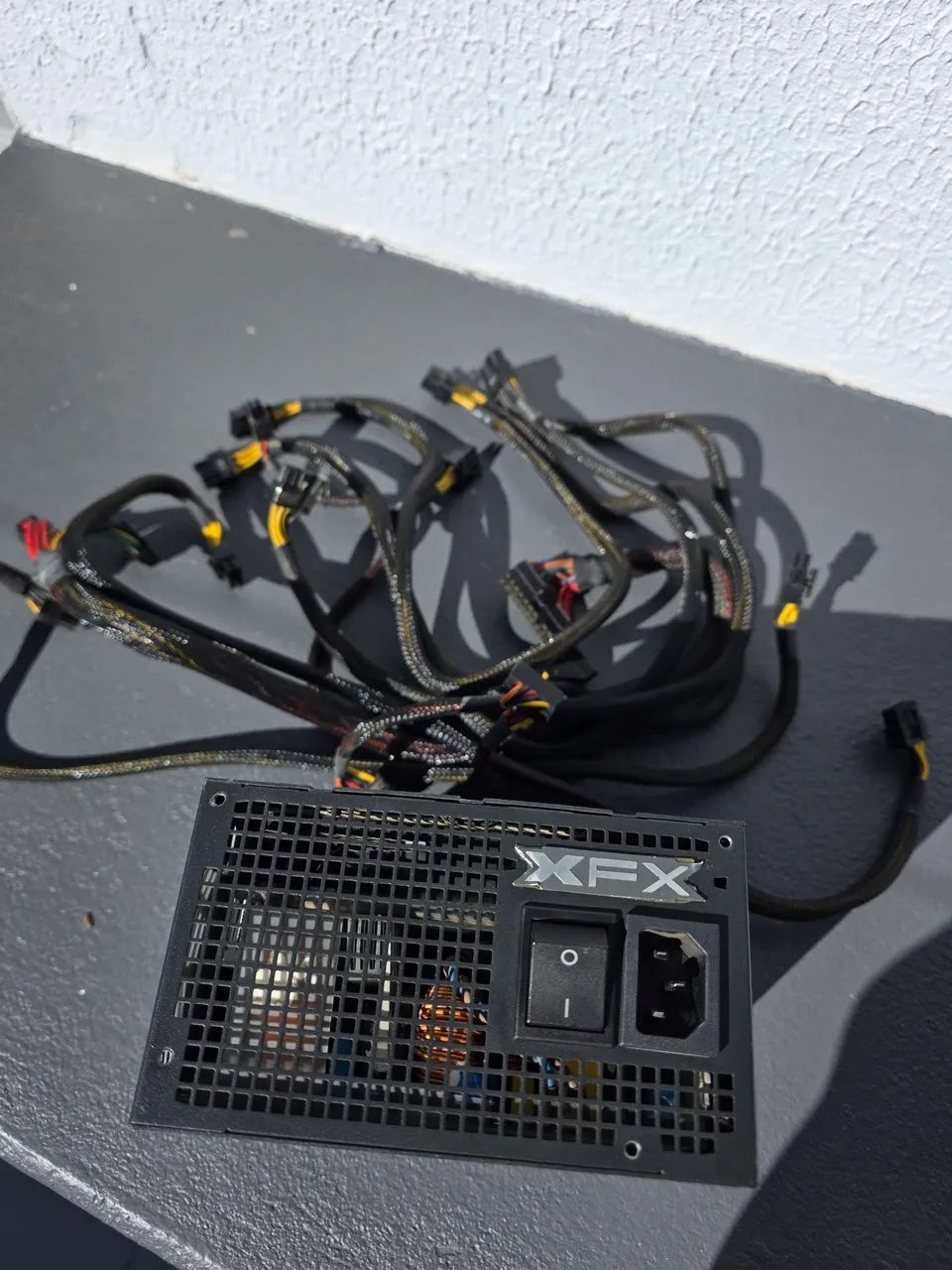 Fonte xfx pro 1000w platinum Full Modular, melhor que 850w - Foto 5