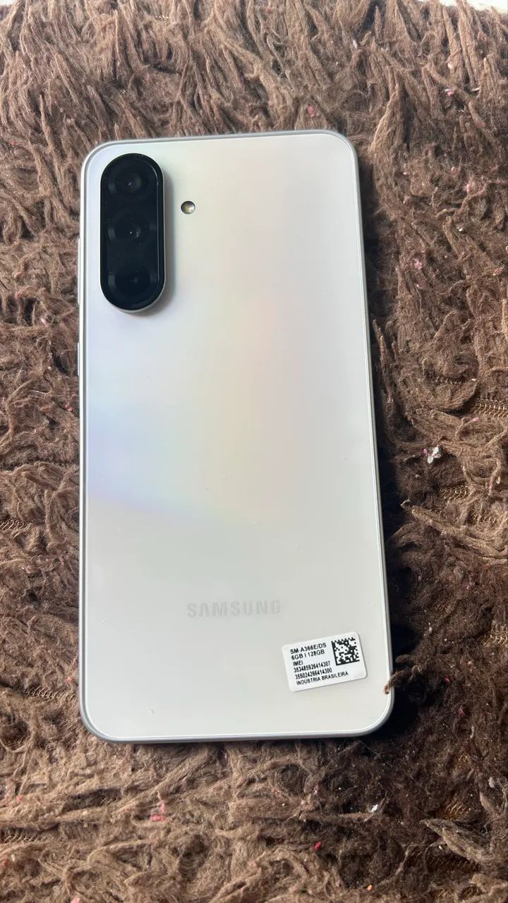 Celular Samsung Galaxy A36 - Foto 4
