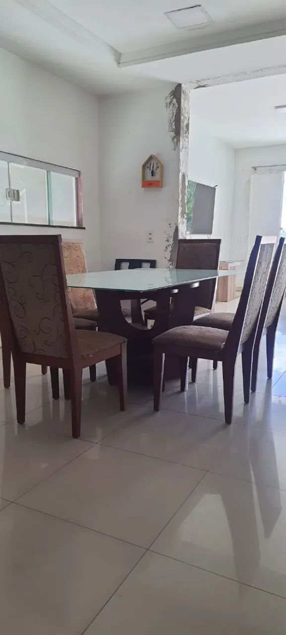Mesa tampo vidro retangular com 6 cadeiras de madeira com assento almofada - Foto 5