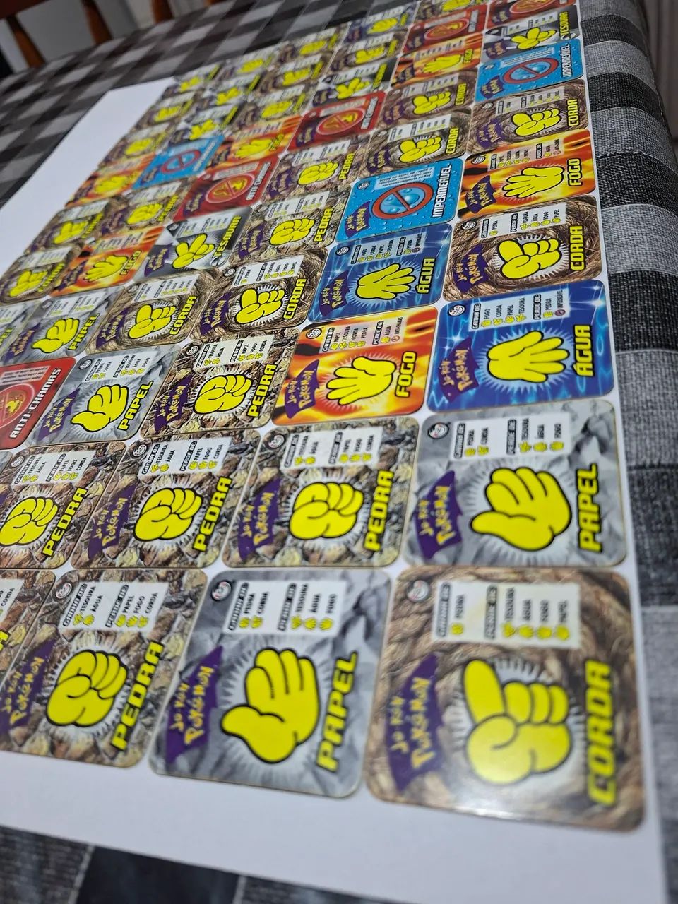Coleção completa tazos Jokenpokemon  - Foto 5