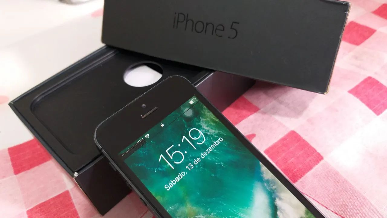 Celular Apple iPhone 5 Black 64Gb na Caixa Funcionando Acompanha