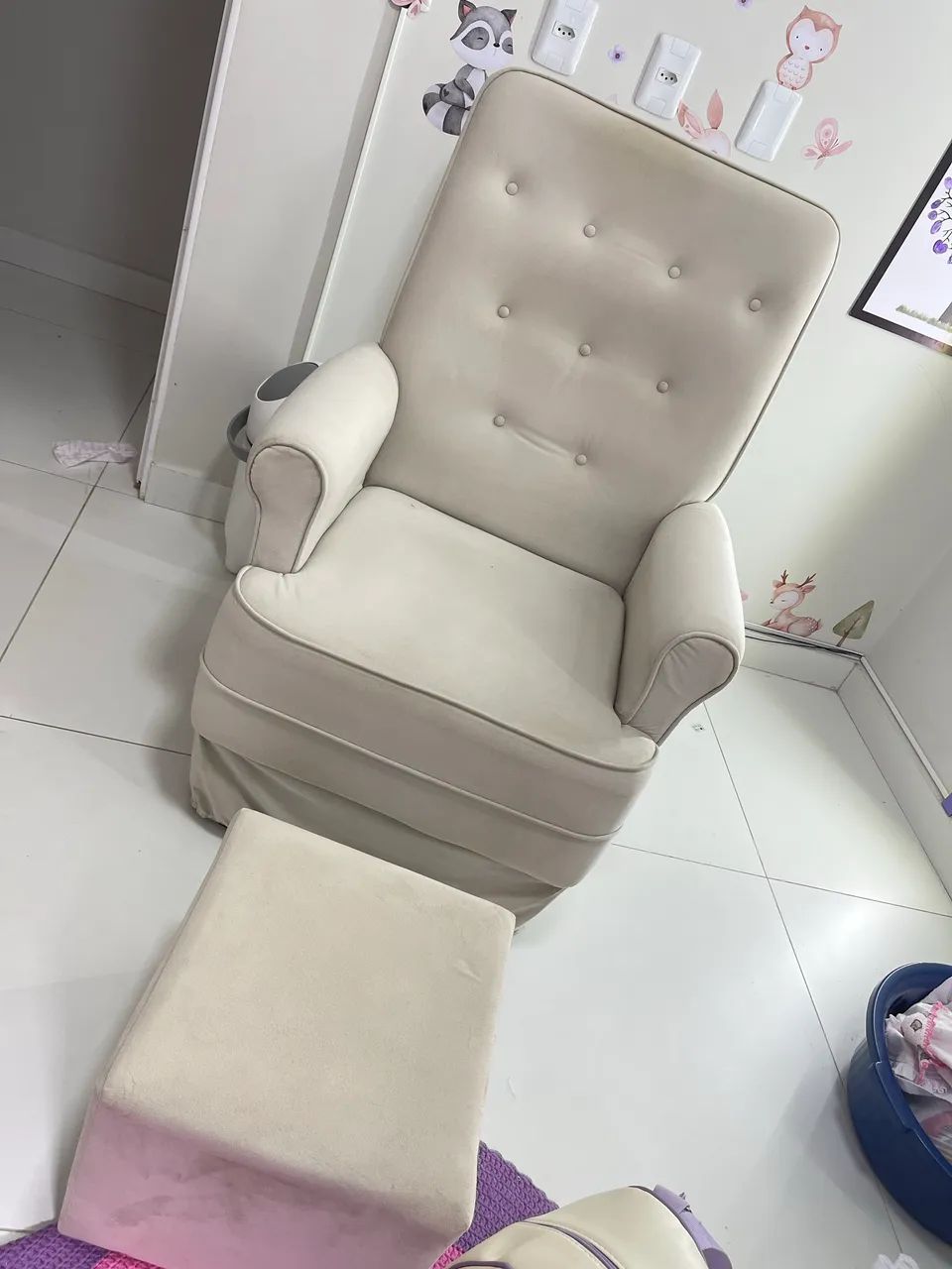 Vendo poltrona de amamentação 