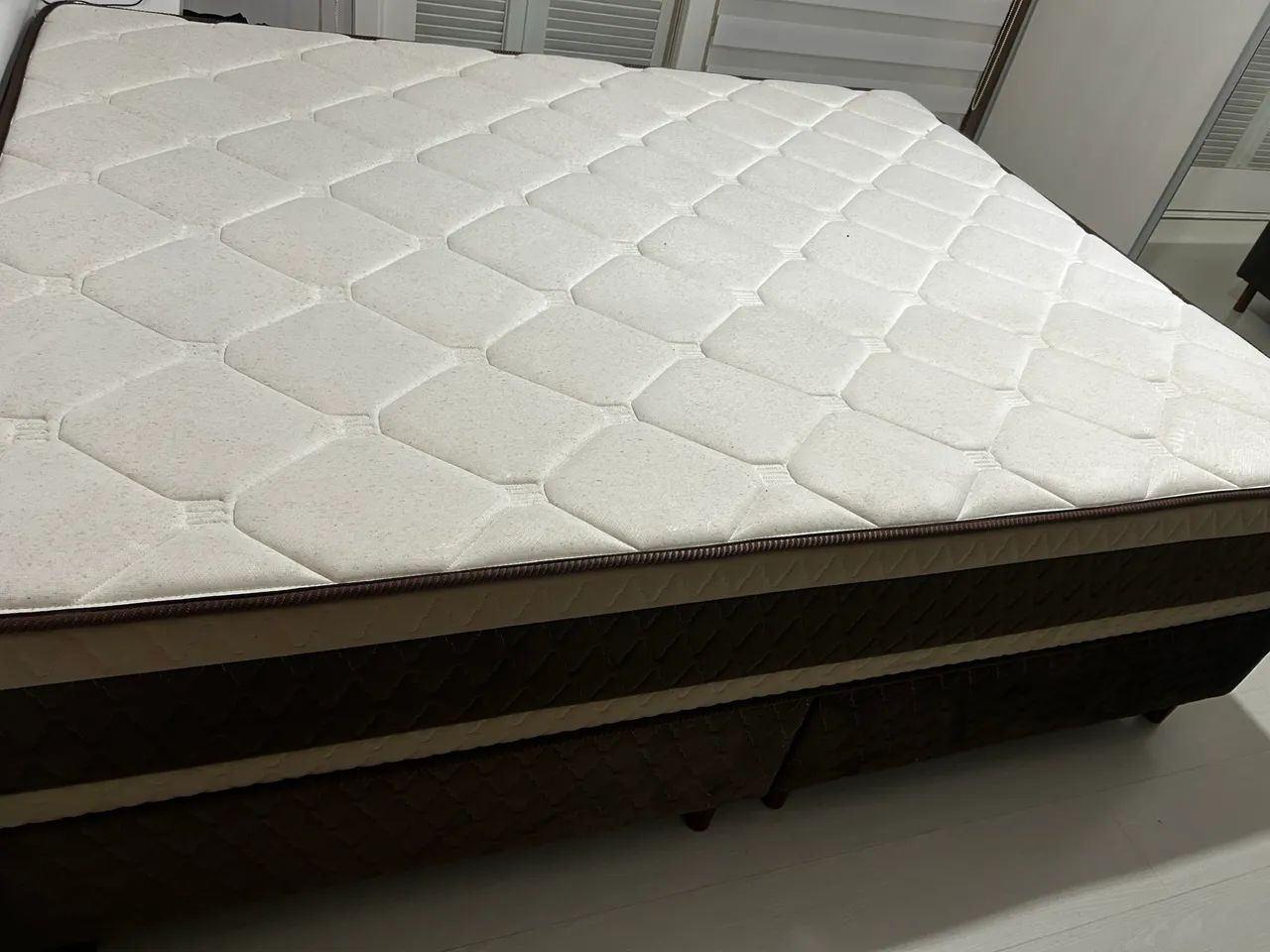 Vende-se cama Queen  - Foto 4