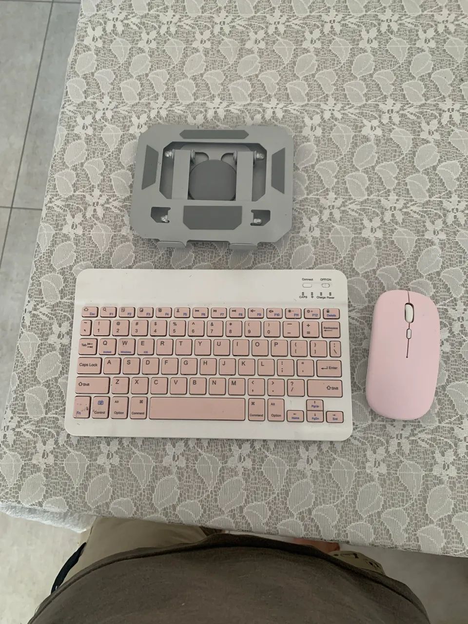 Teclado para tablete e suporte  - Foto 2