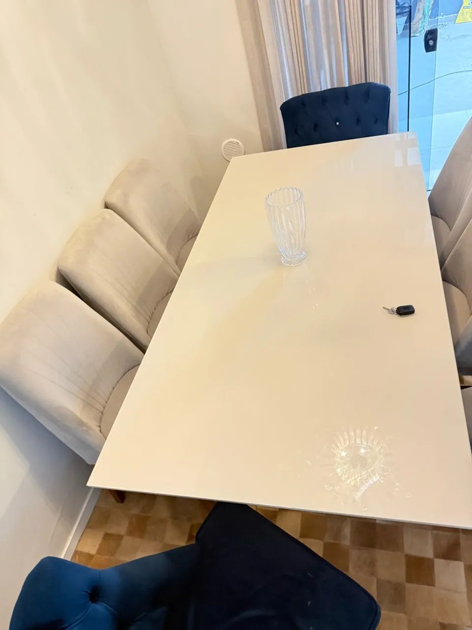 ? MESA DE JANTAR COM 8 CADEIRAS - Foto 3