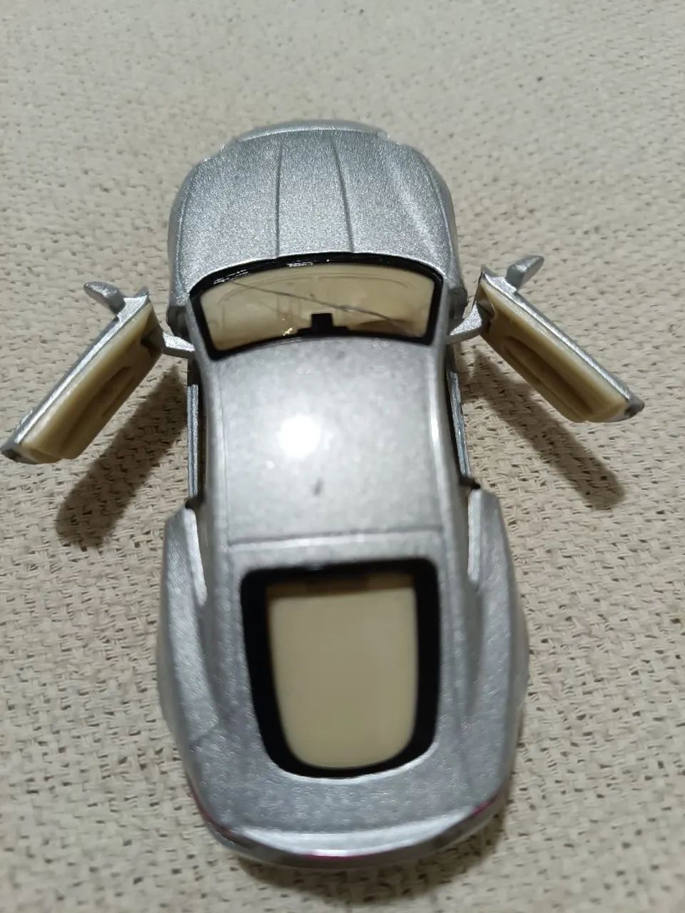 Miniatura Jaguar XK Coupe  escala 1/38 - Foto 3