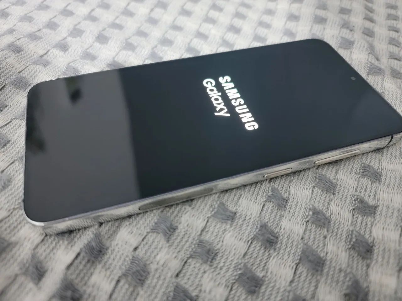 Samsung galaxy S23 Branco - 128Gb - Foto 2