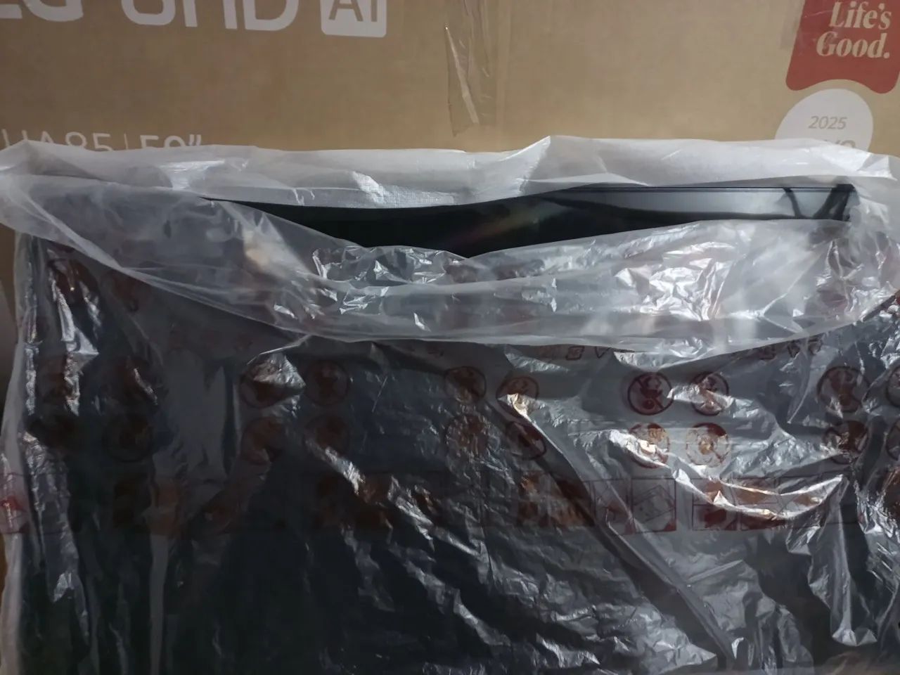 Tv LG 60 polegadas apareceu com pequena mancha  - Foto 2