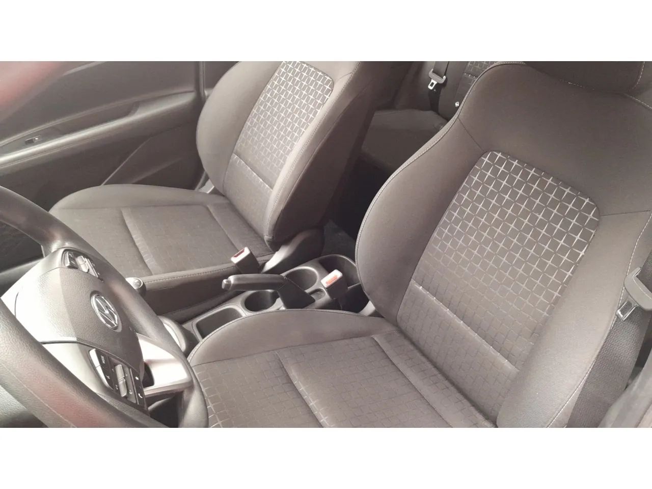 Hyundai HB20 Comfort Plus 1.0 Flex 12V Mec., foto 9 de 16