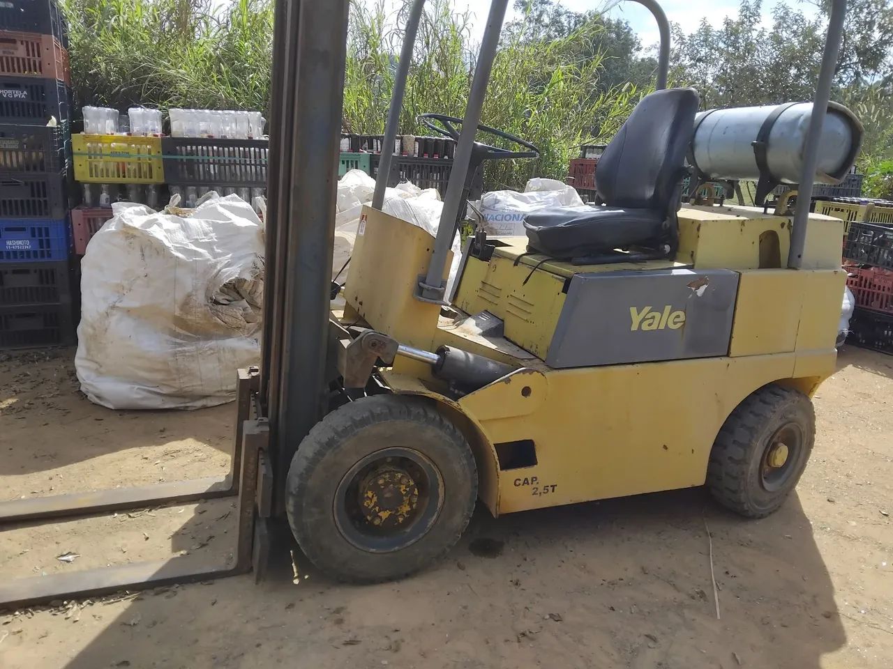 Empilhadeira yale