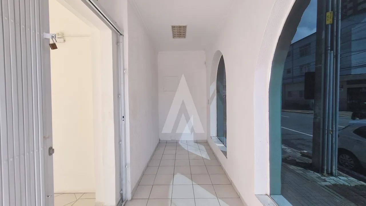 Casa comercial com 165,80 m² no Centro - Foto 2