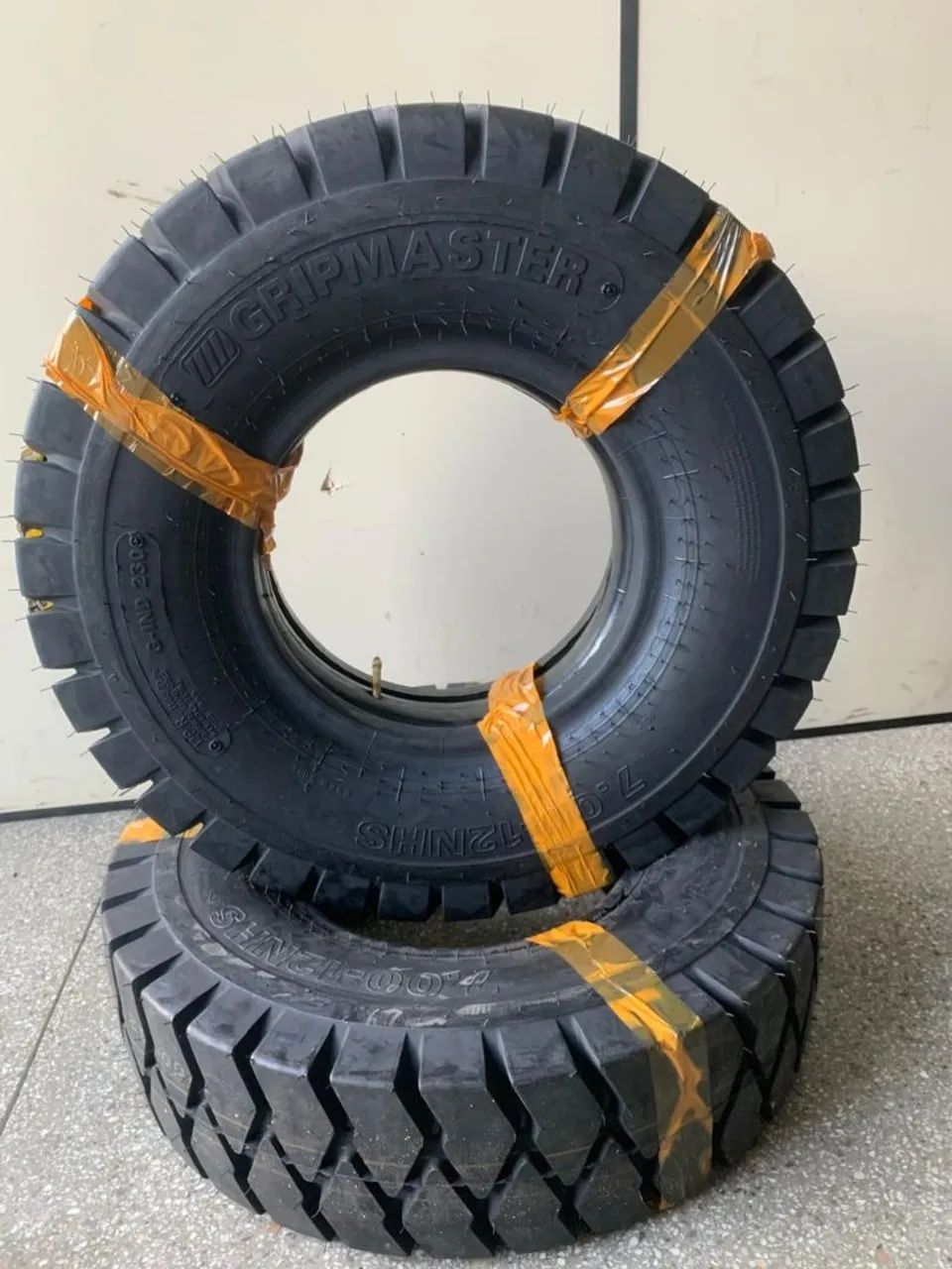 Pneu para empilhadeira  - Foto 4