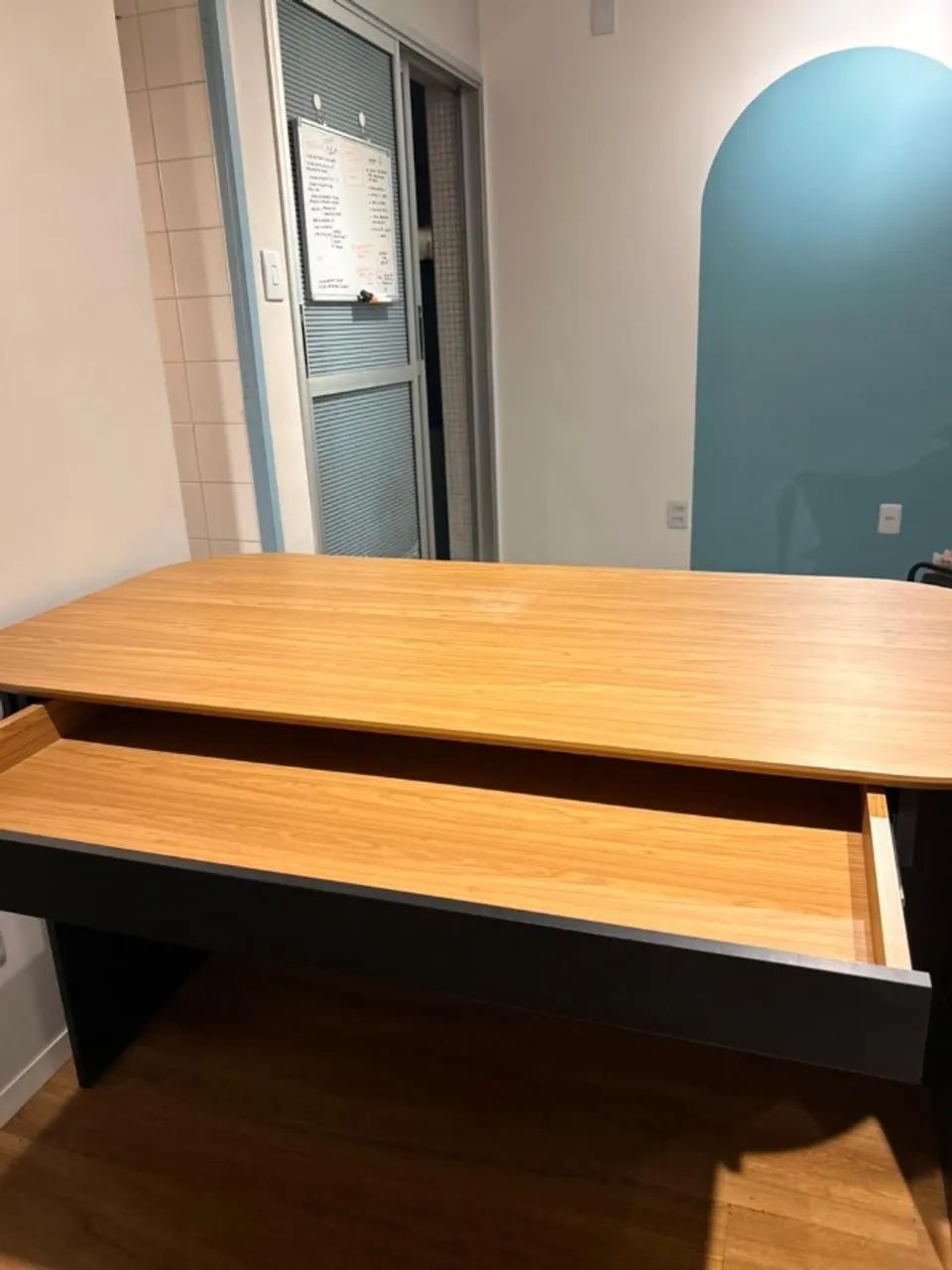 Mesa escritório Ripada com tampo arredonda - Foto 3