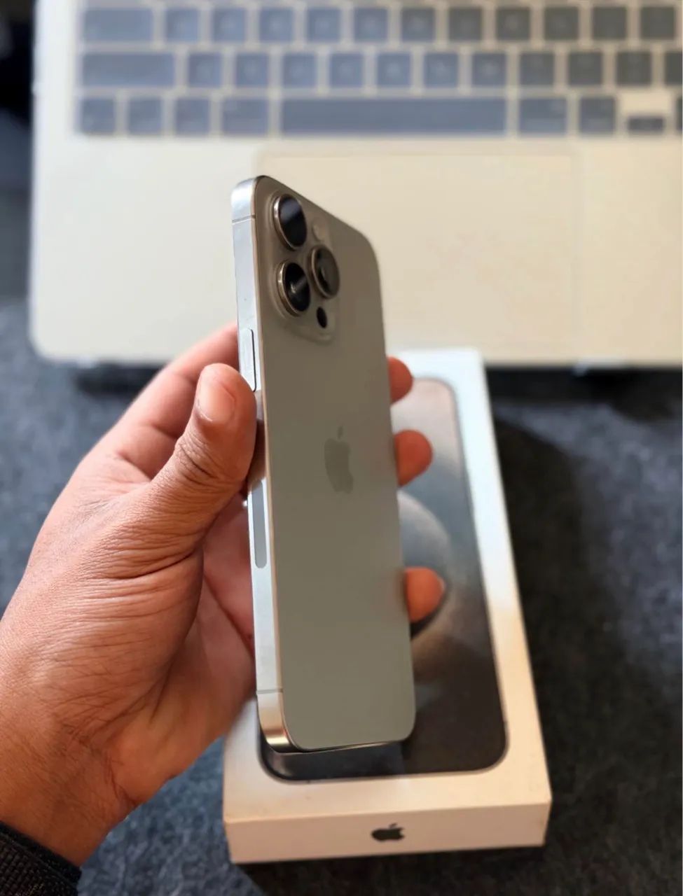 iPhone 15 Pro Max 256 gb - Foto 2