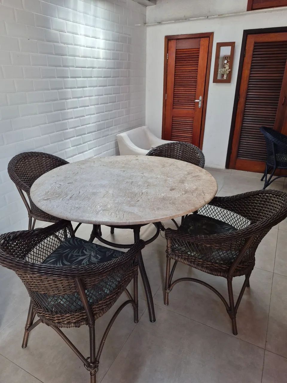 Mesa Marmore Bege Bahia 4 Cadeiras  - Foto 4