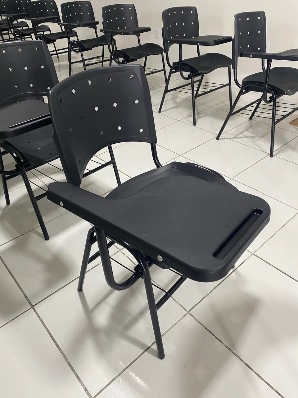 Cadeiras Escolares - Foto 2