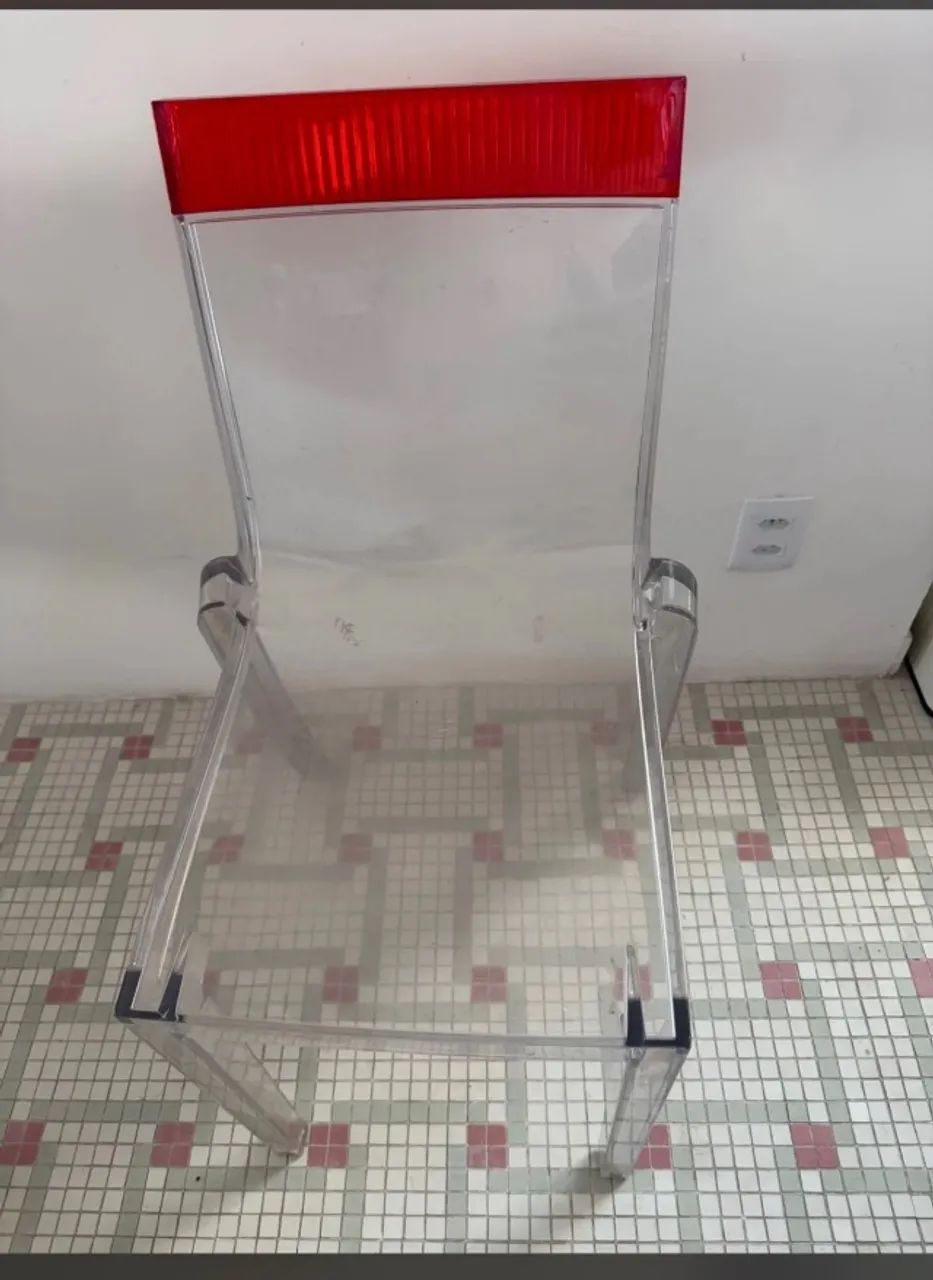 Cadeira Hi Cut Kartell