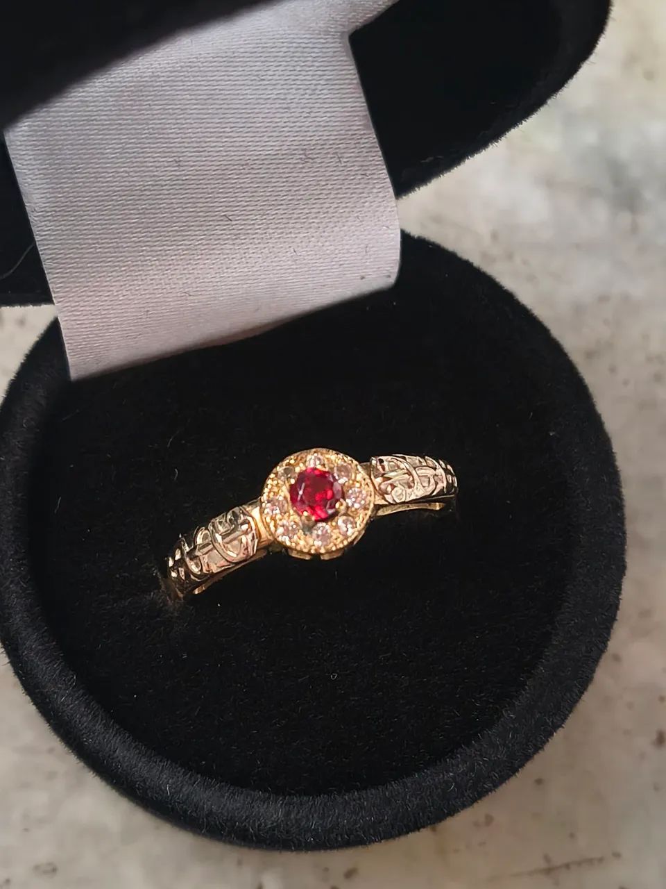 Anel de ouro 18k - 2,5g