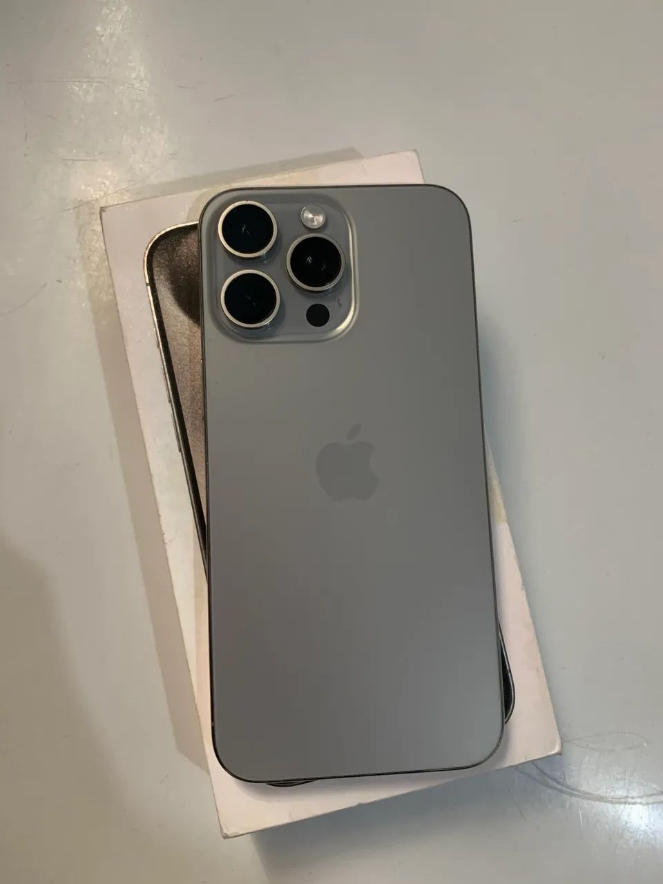 iPhone 15 Pro Max 256GB Titânio Natural