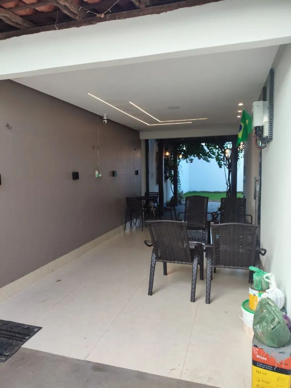 Alugo linda casa com placas solar - Foto 2
