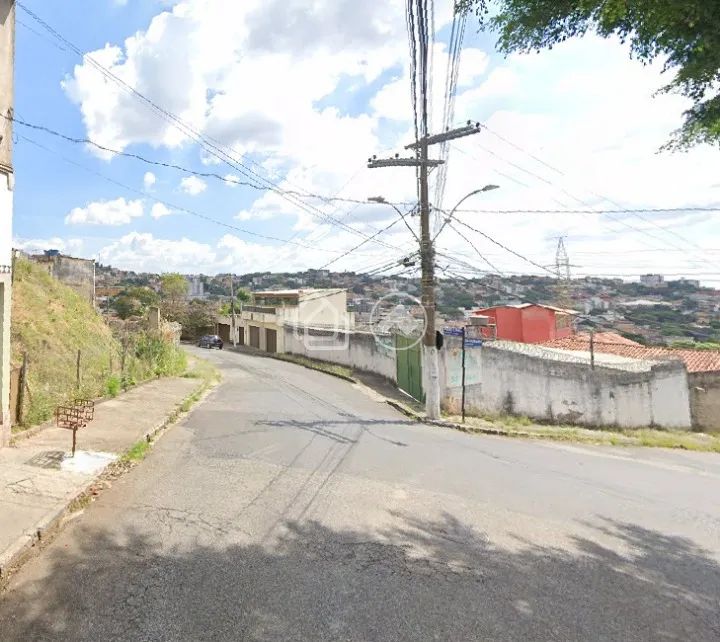Lote com 630m², rua tranquila no Buritis