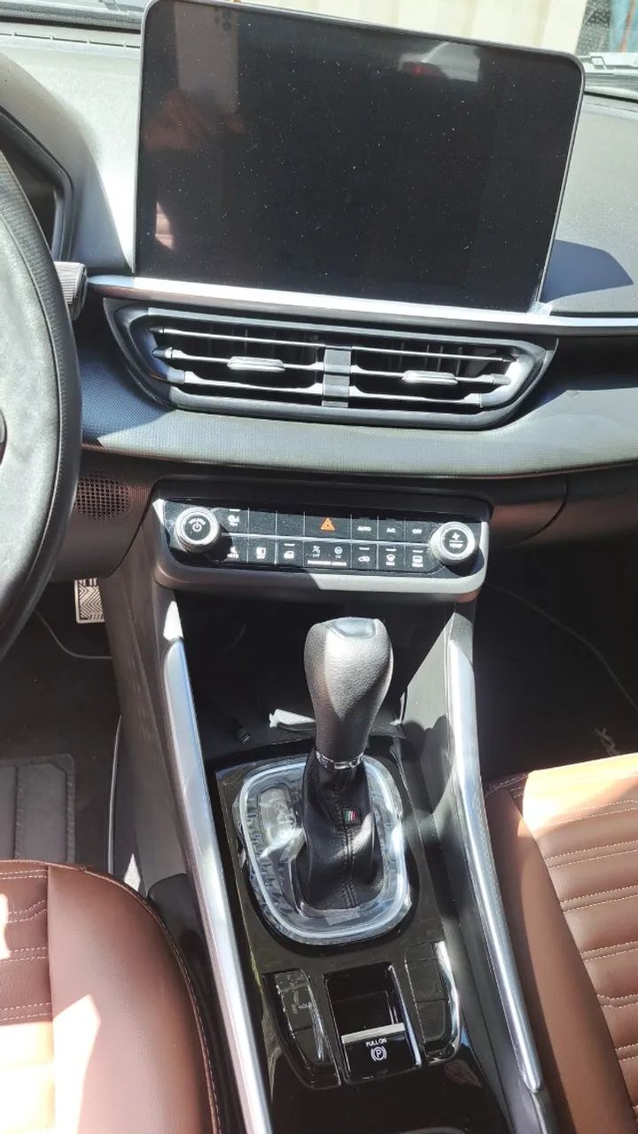 Fiat Fastback 1.0 200 Turbo Flex AUT 2026 - Foto 5