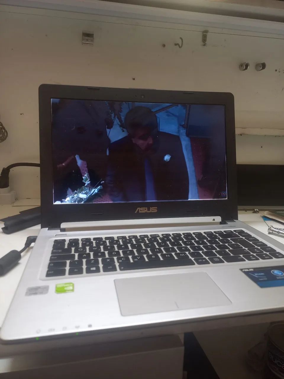 Notebook ASUS SonicMaster i7 3537 8GB 