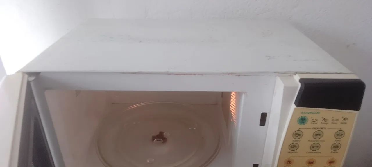 Microondas Eletrolux 23 lts - Foto 5