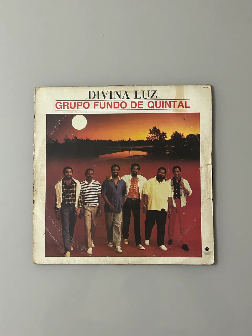 Grupo Fundo de Quintal Disco de Vinil Divina Luz - Foto 3