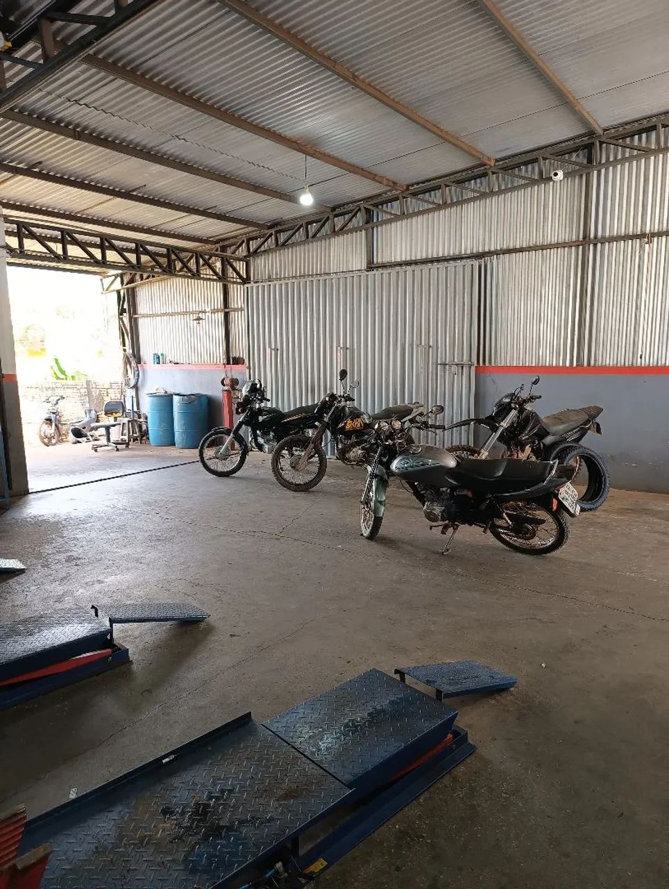 Vendo mecânica de motos completa, peça,prédio, ferramentas  - Foto 3