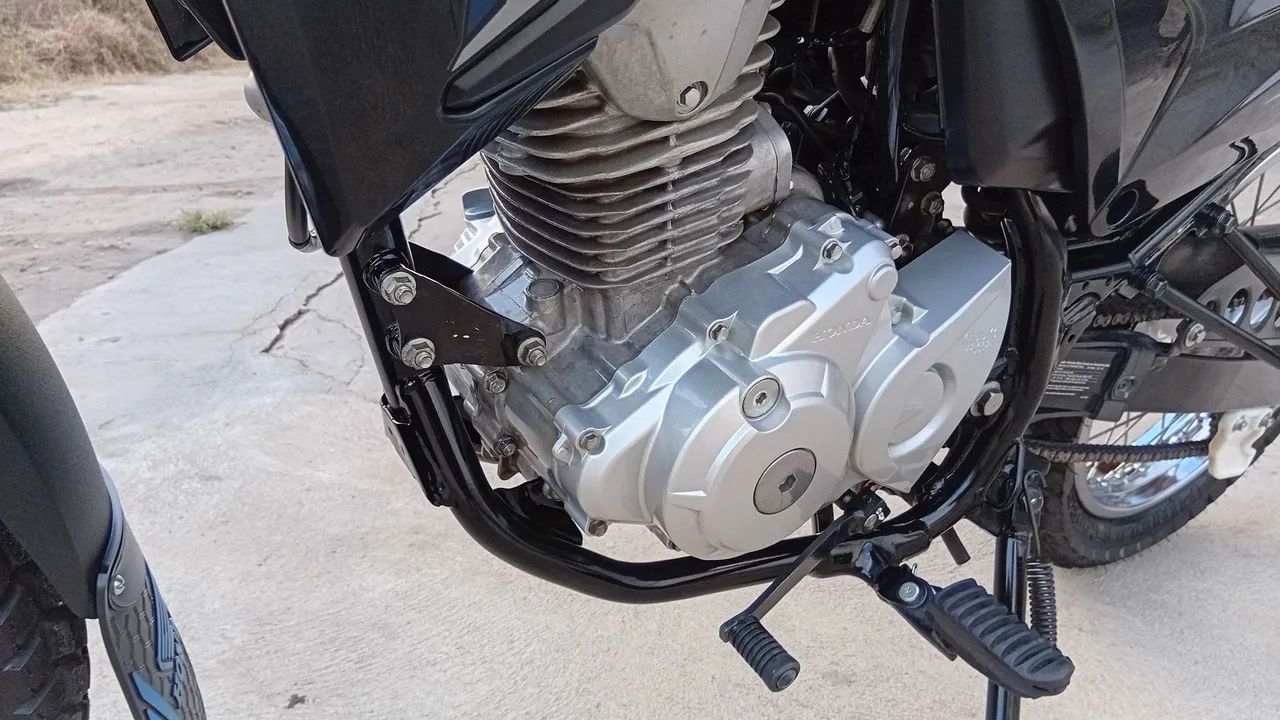 Moto extremamente nova. Impecável e bem cuidada. - Foto 2
