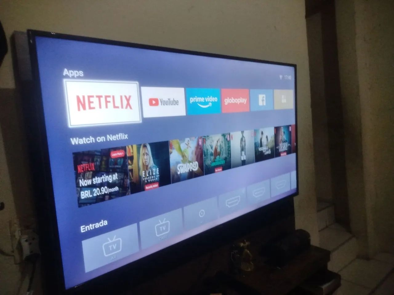 Tv Philips 48 polegadas smart ler descrição  - Foto 2