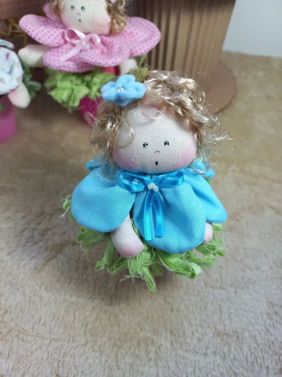Boneca coleção Florescer - Pétalas azuis - Foto 2