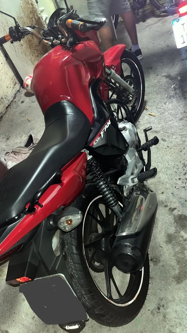 Vendo fan 160 semi nova