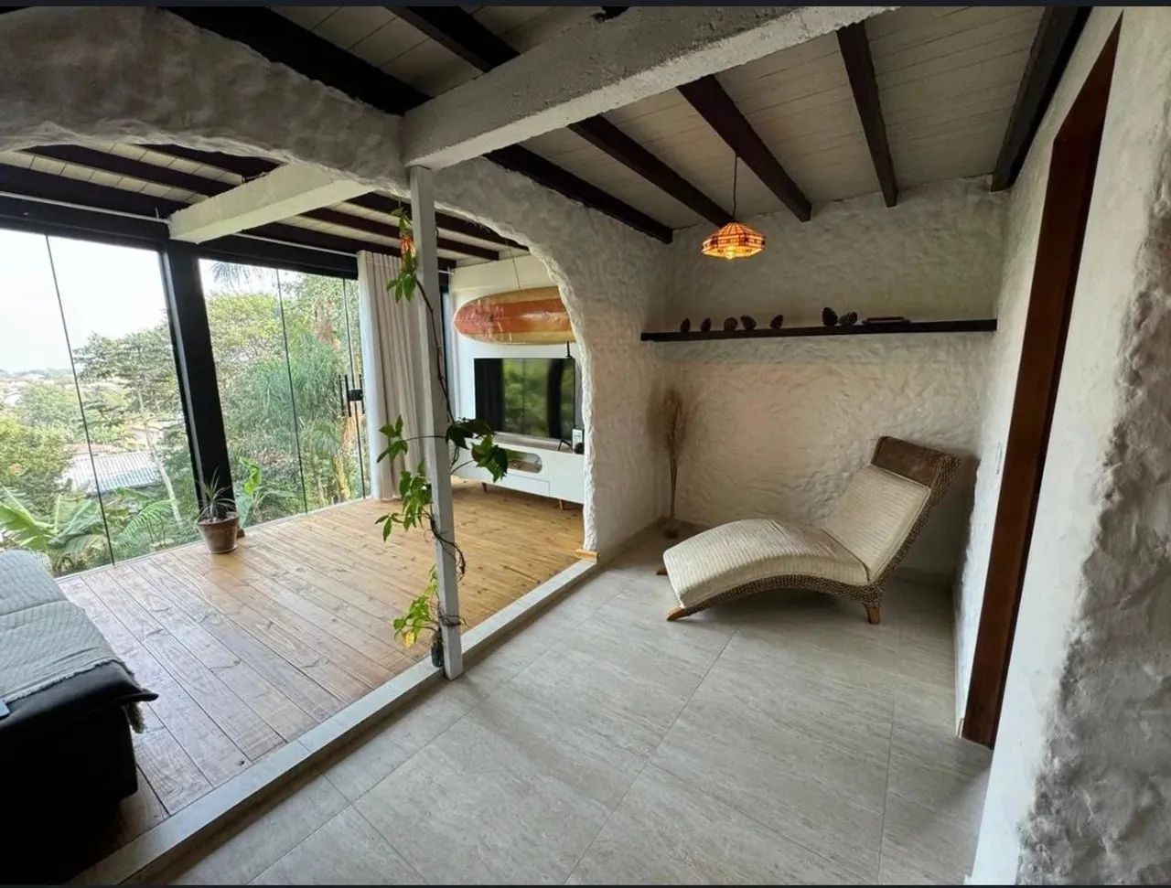 Casa residencial com 3 quartos em Ponta das Canas
