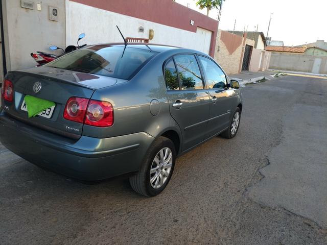 Pólo sedan 2010 bem conservado