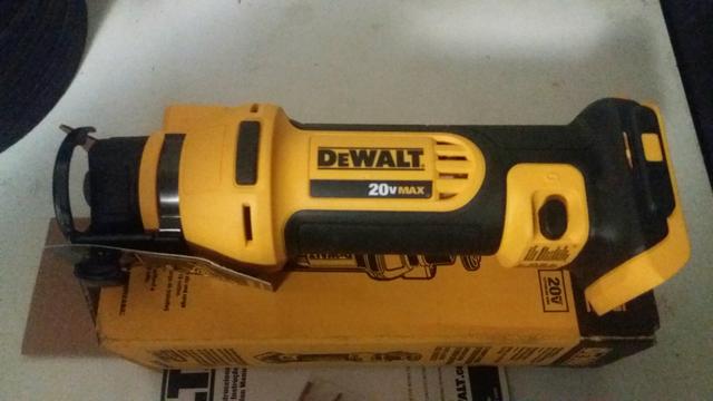 Recortadora drywall 20v max - Dewalt DCS551b - Foto 3
