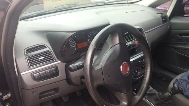 Fiat Punto essence 1.6 etork 2012 impecável - Foto 2