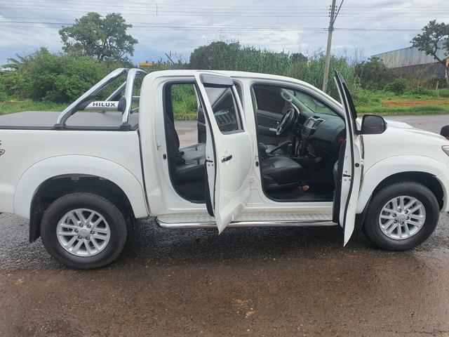 Hilux - Foto 14