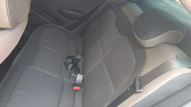 Vendo PRISMA LTZ 1.4/ 2016-16 automático - Foto 6