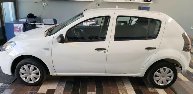 Sandero 1.0 - através de consórcio- 2014 - 2014 - Foto 2