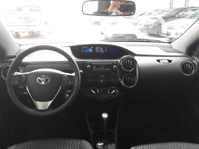 Toyota Etios 1.5 XS 16V Flex Automático 2016/2017 Prata - Foto 7