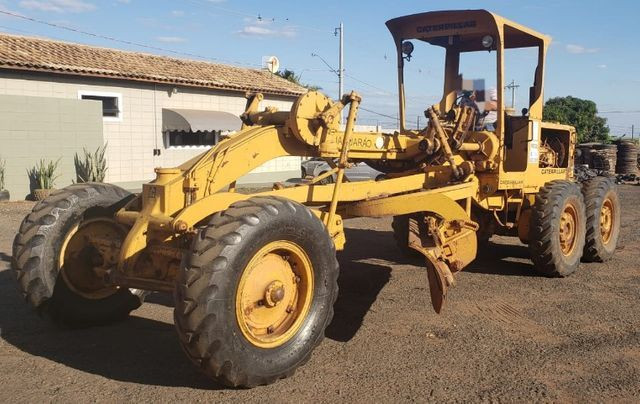 Motoniveladora Caterpillar 120B