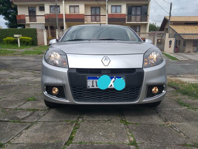 Renault Sandero expression 1.0 completo 2014 troco por moto